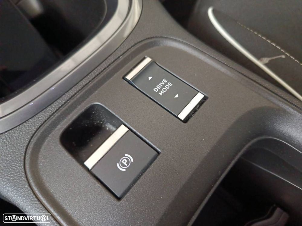 Fiat 600e 54 kWh (RED) - 18