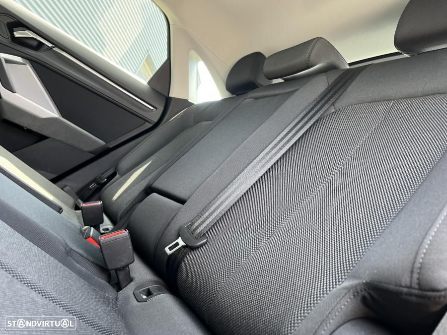 Audi Q3 Sportback 45 TFSIe S tronic - 8