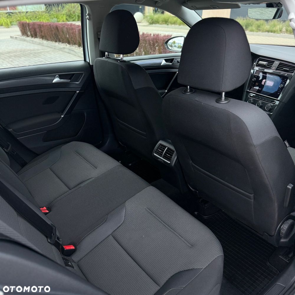 Volkswagen Golf 2.0 TDI BMT Comfortline - 15