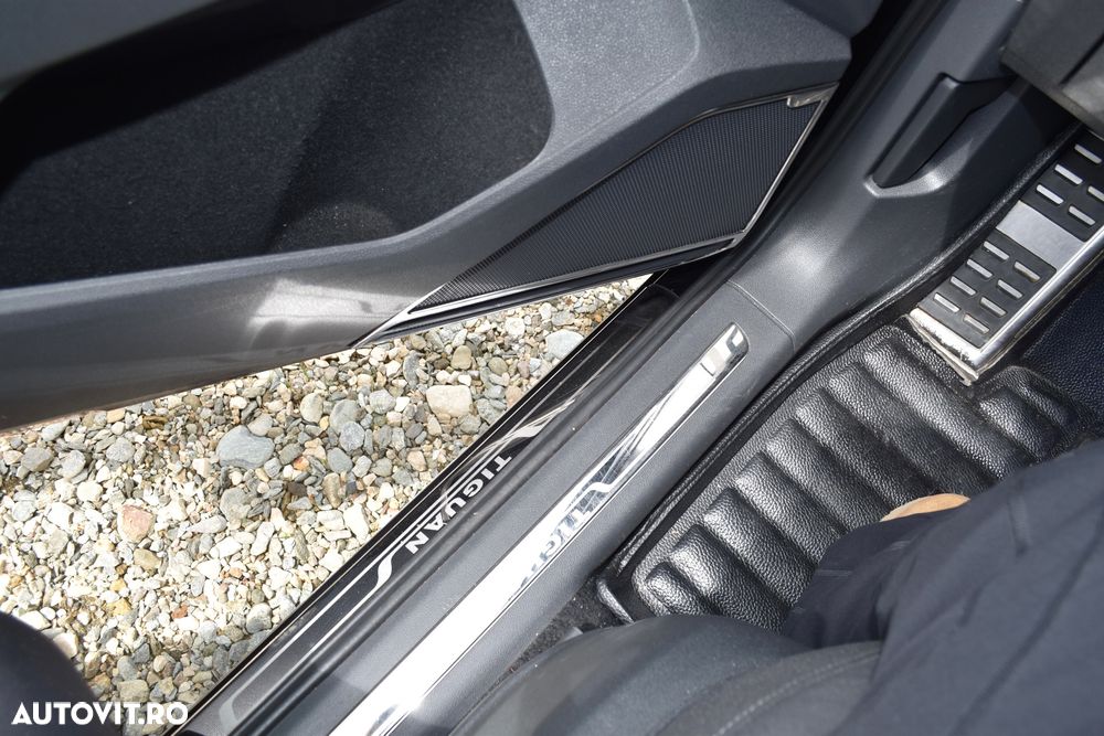 Volkswagen Tiguan - 11