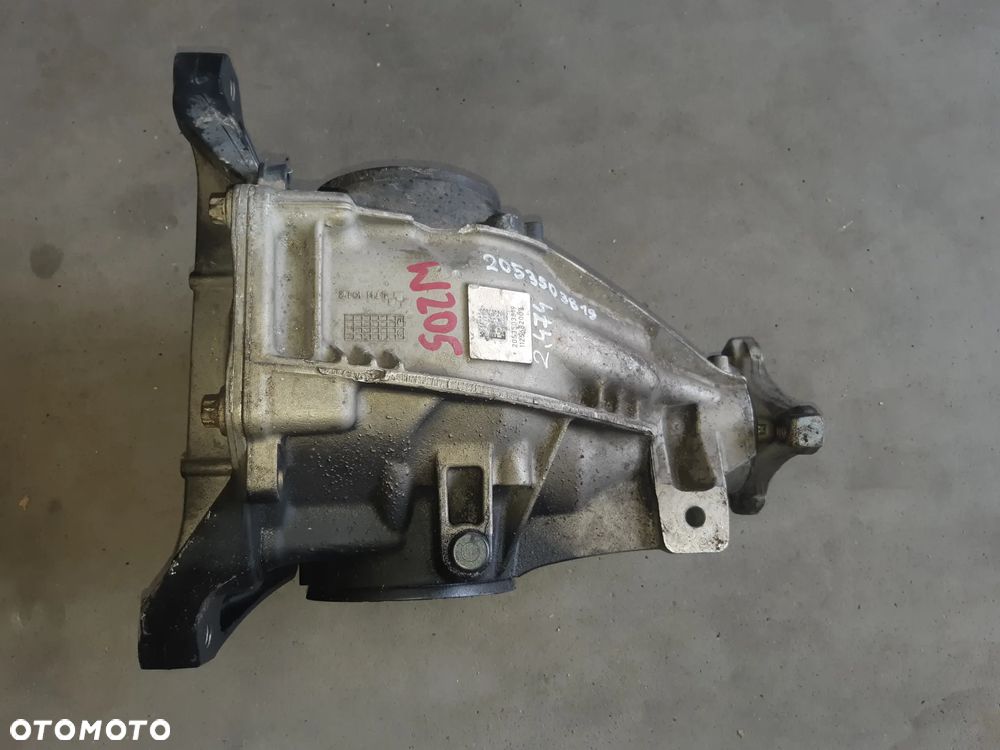 MOST DYFER DYFERENCJAŁ MERCEDES C KLASA W205 A2053503819 2.474 - 1