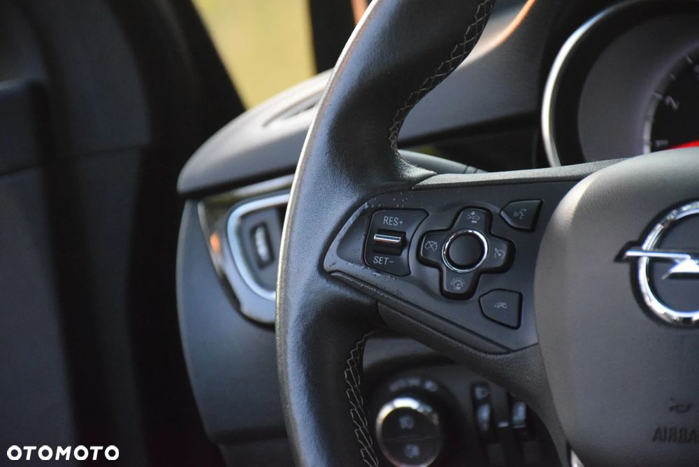 Opel Astra 1.4 Turbo Innovation - 25
