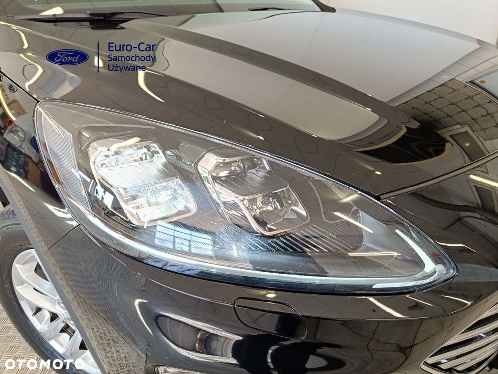 Ford Kuga - 32