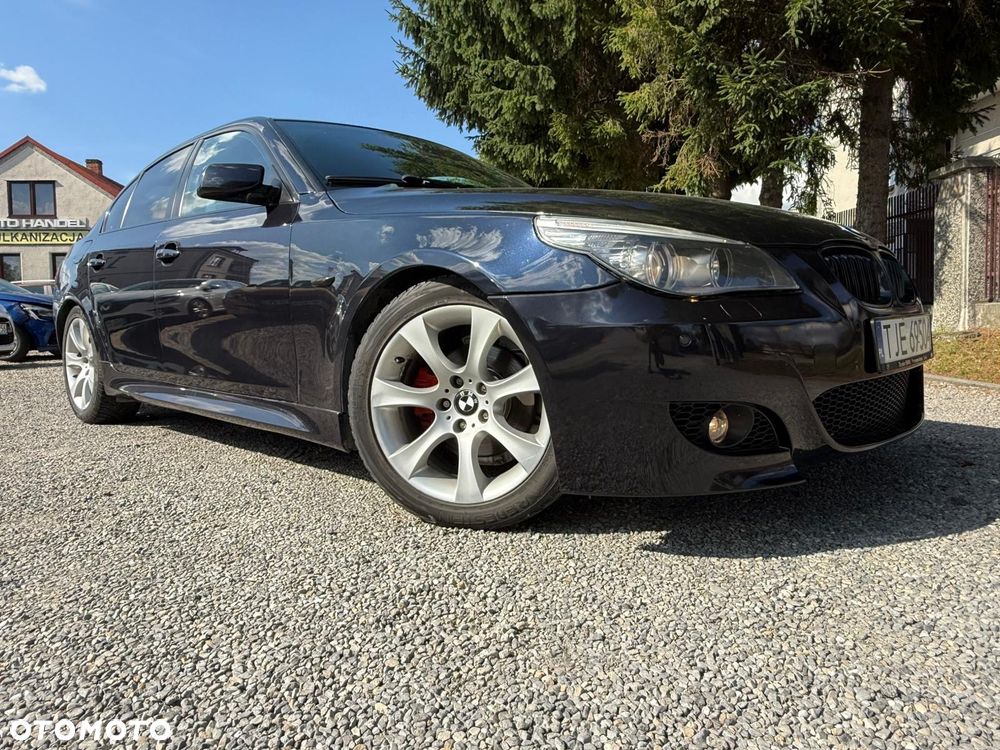 BMW Seria 5 523i - 30