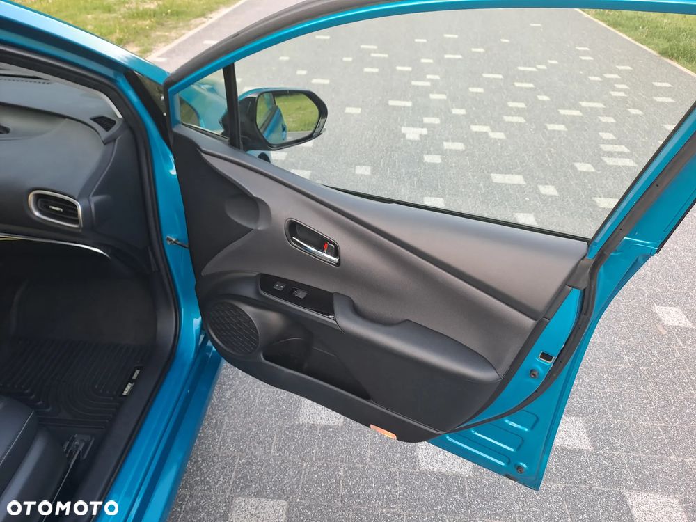 Toyota Prius 1.8 HSD Prestige - 16