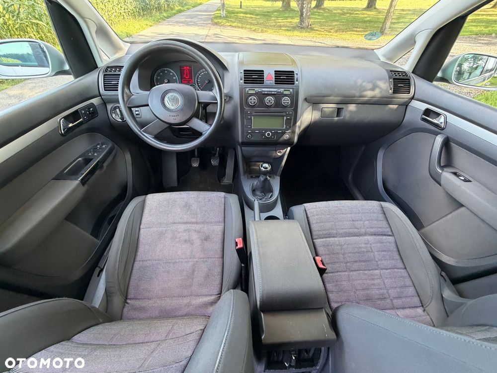 Volkswagen Touran 1.4 TSI Goal - 16