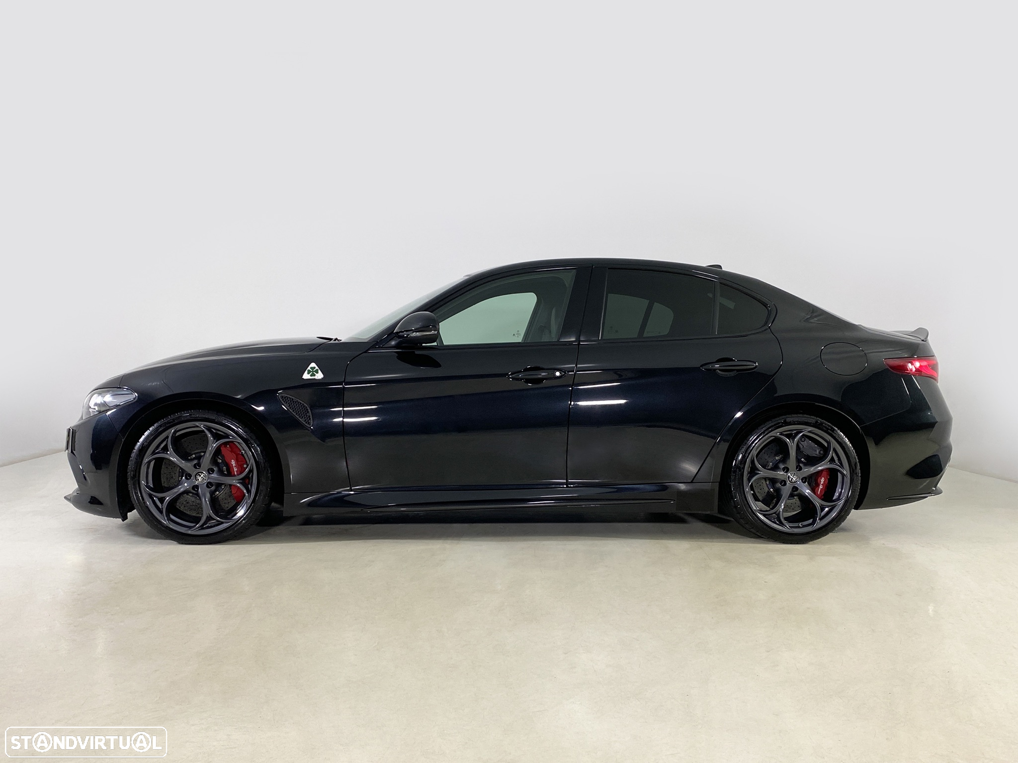 Alfa Romeo Giulia 2.9 Bi-Turbo Quadrifoglio AT8 - 5