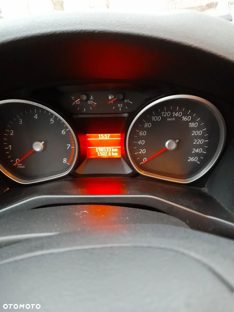 Ford Mondeo 1.6 Ambiente - 8