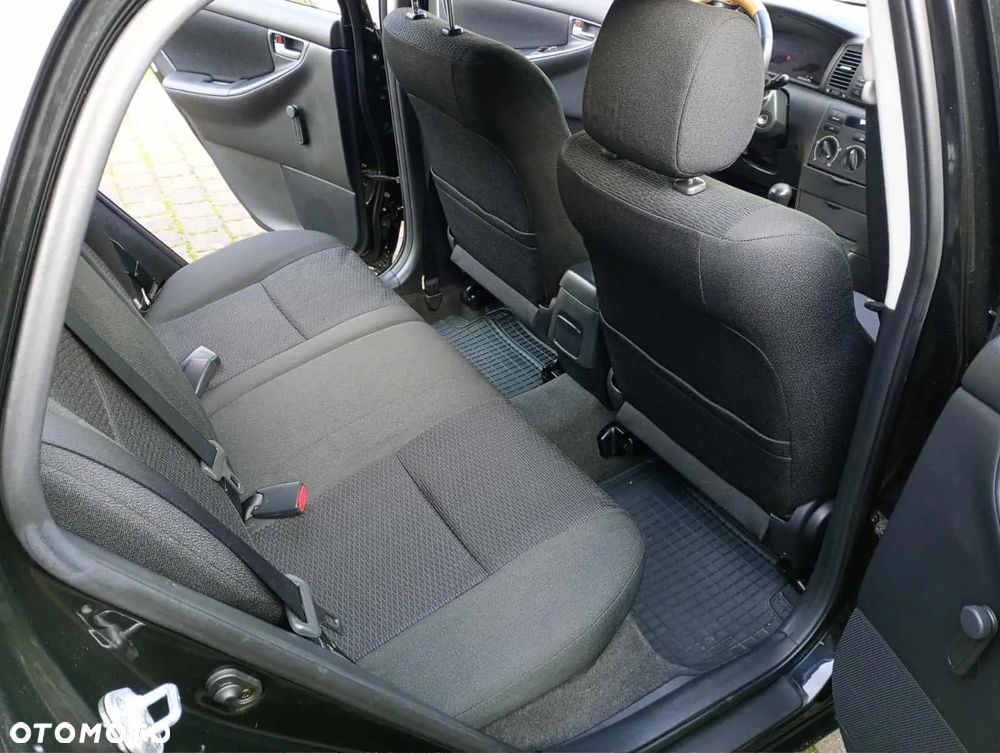 Toyota Corolla 1.6 VVT-i Terra Polaris - 13