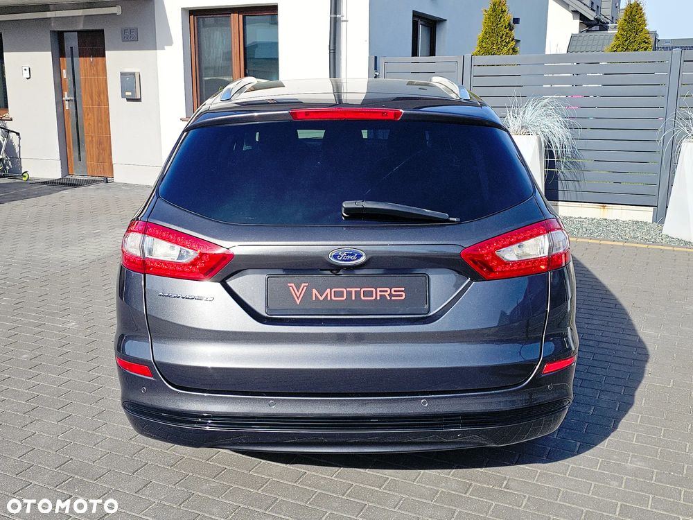 Ford Mondeo SW 1.6 TDCi ECOnetic S&S Titanium - 13