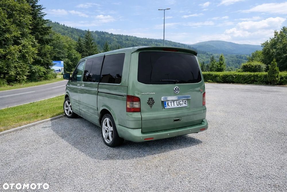 Volkswagen T5 Multivan - 2