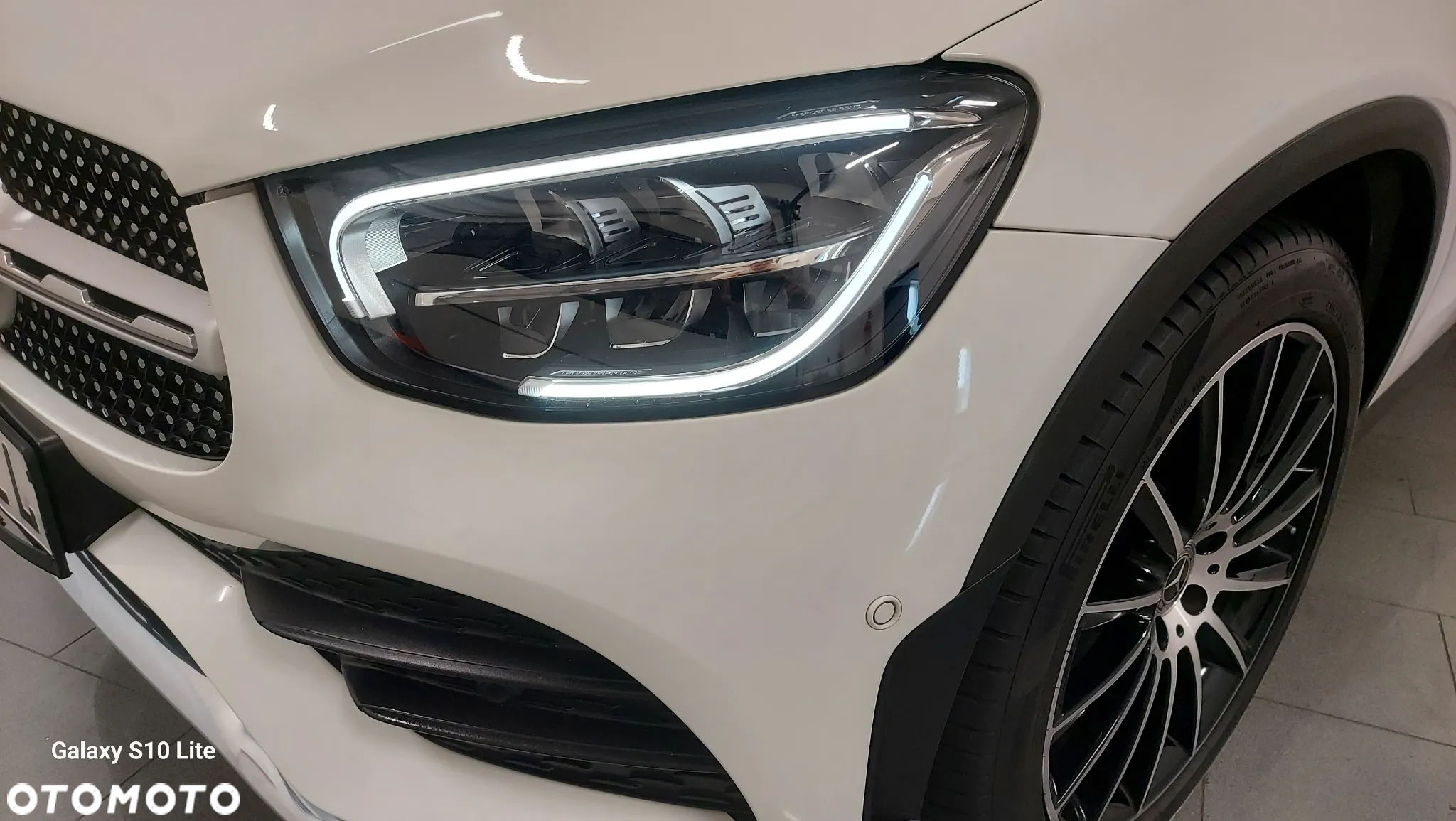 Mercedes-Benz GLC 220 d 4Matic 9G-TRONIC AMG Line - 11
