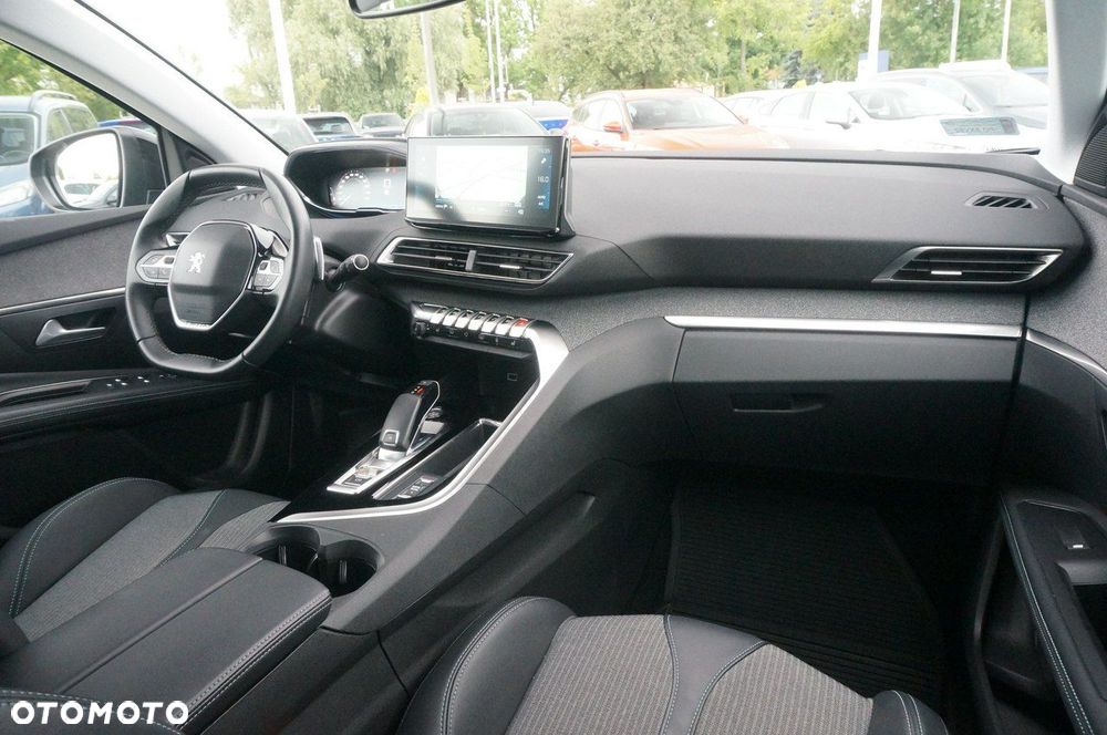 Peugeot 3008 1.5 BlueHDi Allure Pack S&S EAT8 - 17