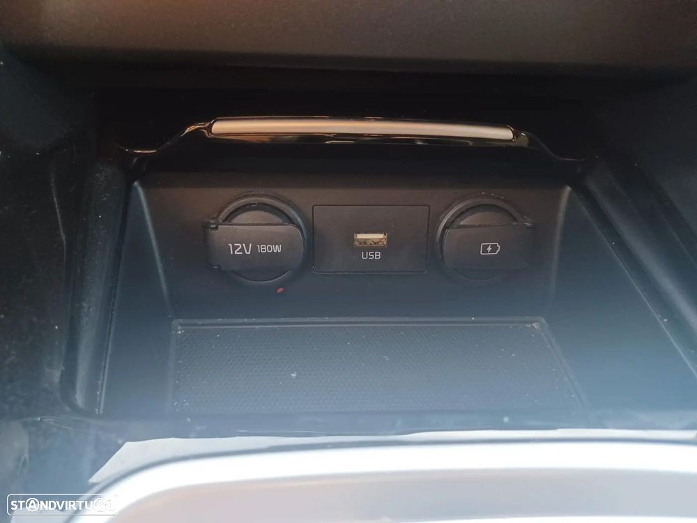 Kia XCeed 1.6 GDi PHEV Drive - 34