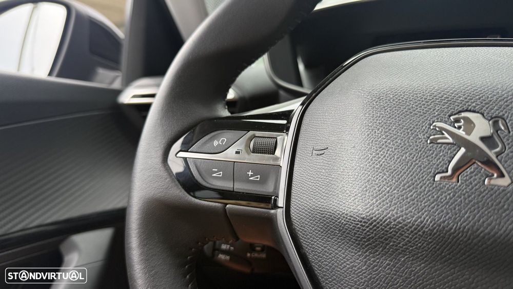 Peugeot 2008 1.2 PureTech Allure Pack - 9