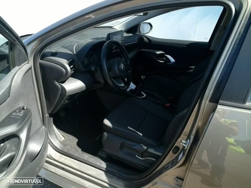 Toyota Yaris - 13
