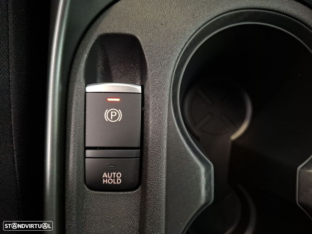 Nissan Juke 1.0 DIG-T Acenta+ — fotografia 16