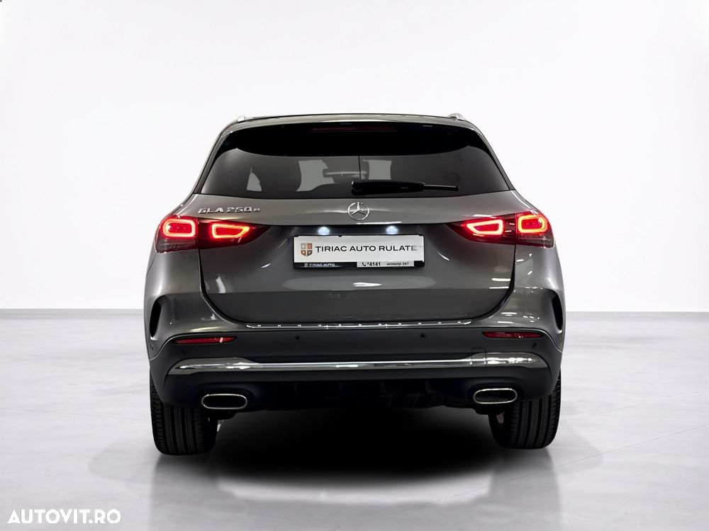 Mercedes-Benz GLA 250 e - 5