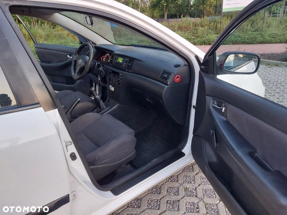 Toyota Corolla 1.4 VVT-i Base - 13
