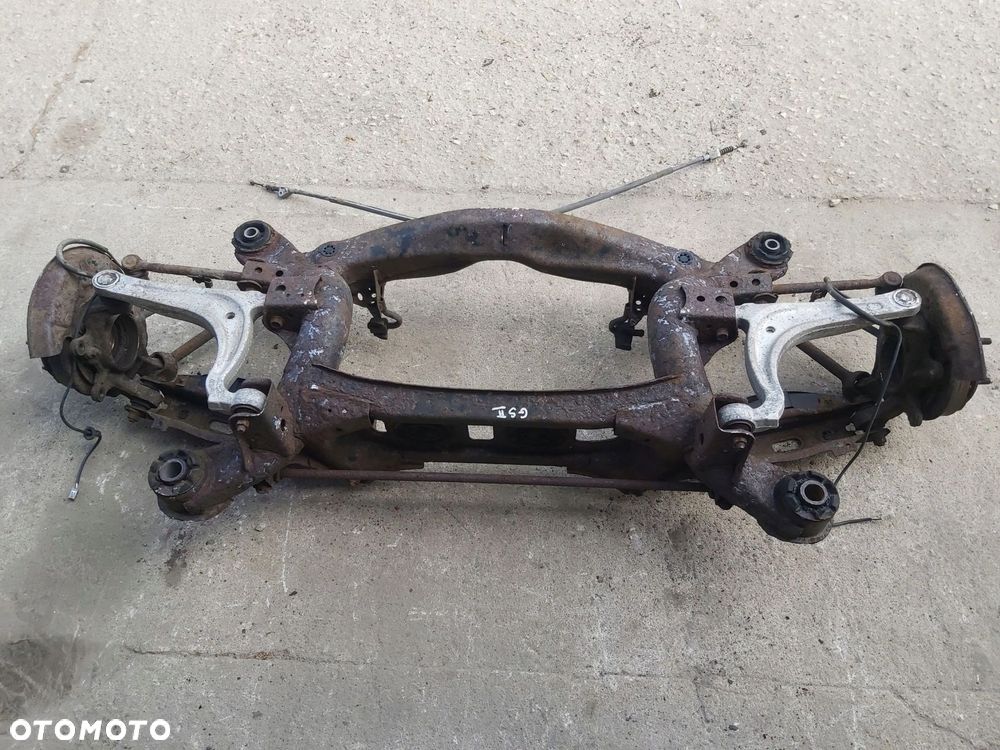LEXUS GS II 300 400 97-04r Belka zawieszenia tył sanki wahacz zwrotnica 2JZ - 15