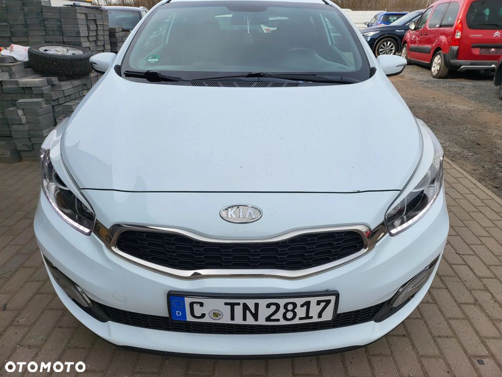 Kia ProCeed - 21