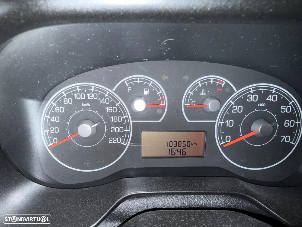 Fiat Grande Punto - 9