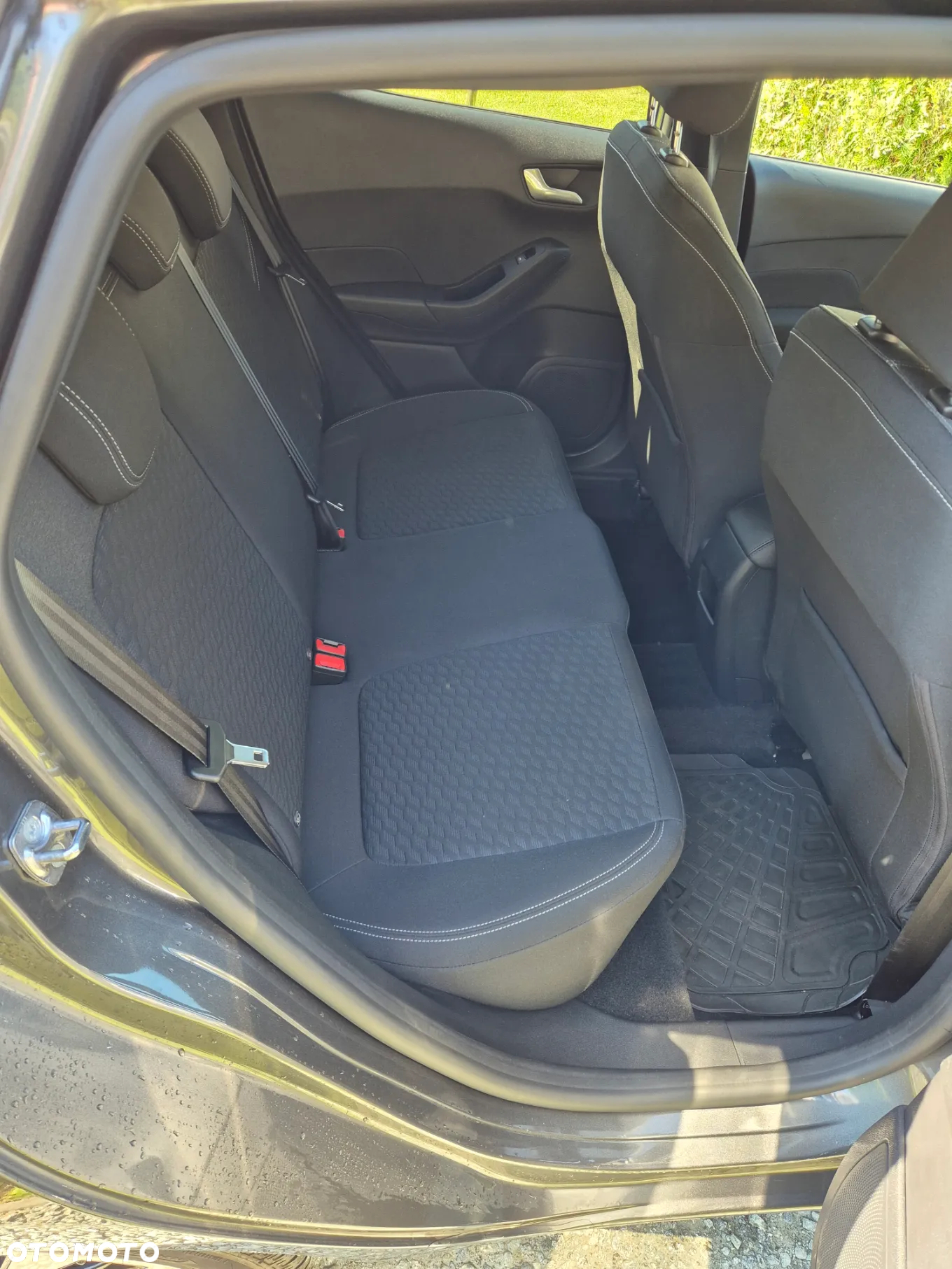 Ford Fiesta 1.0 EcoBoost Hybrid S&S TITANIUM - 14