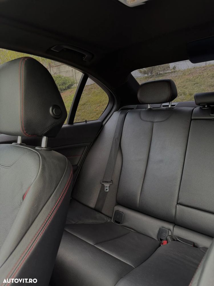 BMW Seria 3 328i xDrive Sport-Aut. Sport Line - 11