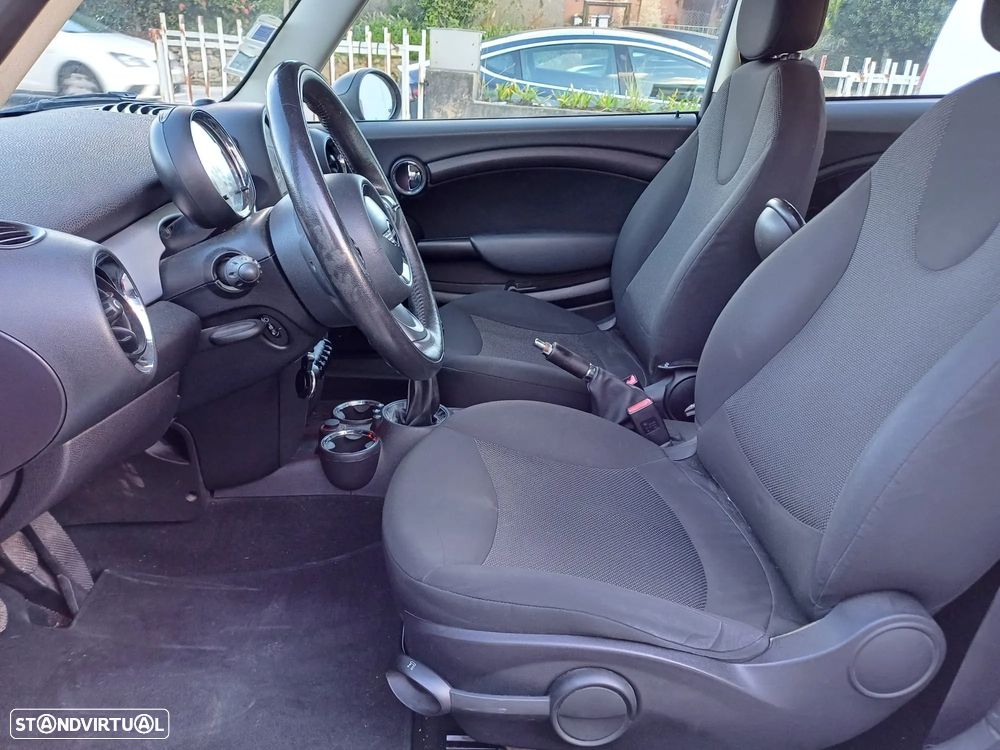 MINI Clubman One D - 11