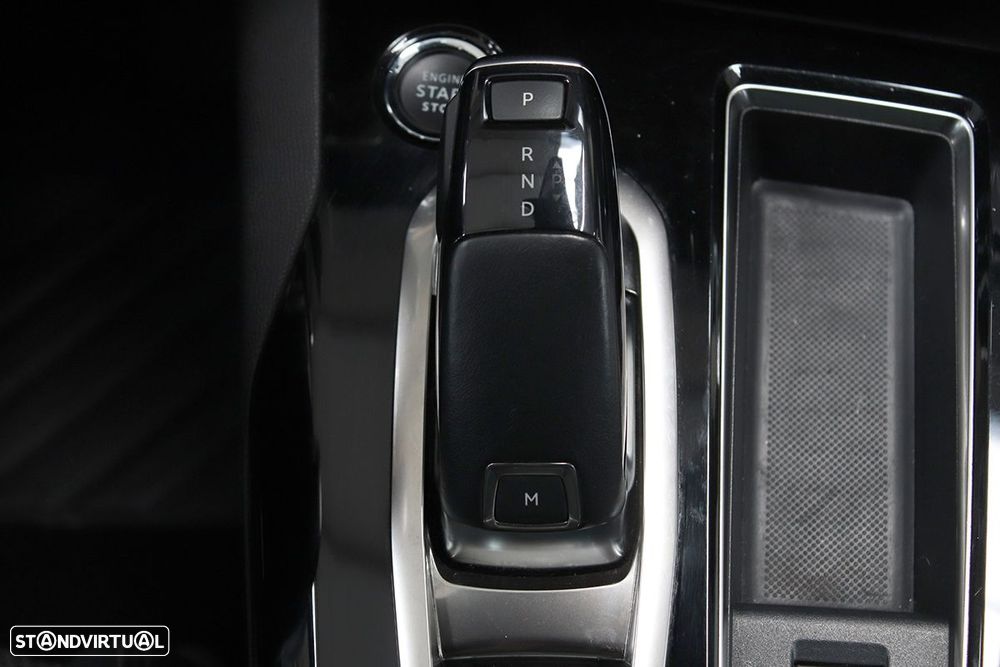 Peugeot 3008 1.2 PureTech GT EAT8 - 16