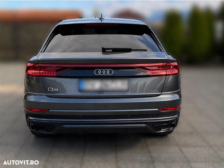 Audi Q8 - 4