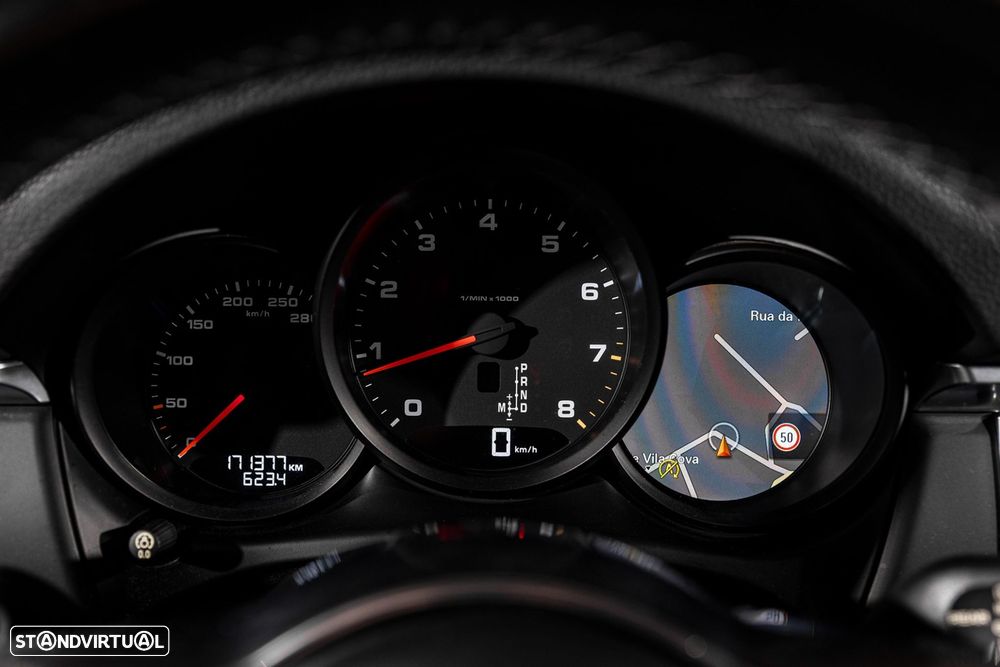 Porsche Macan 2.0T - 13