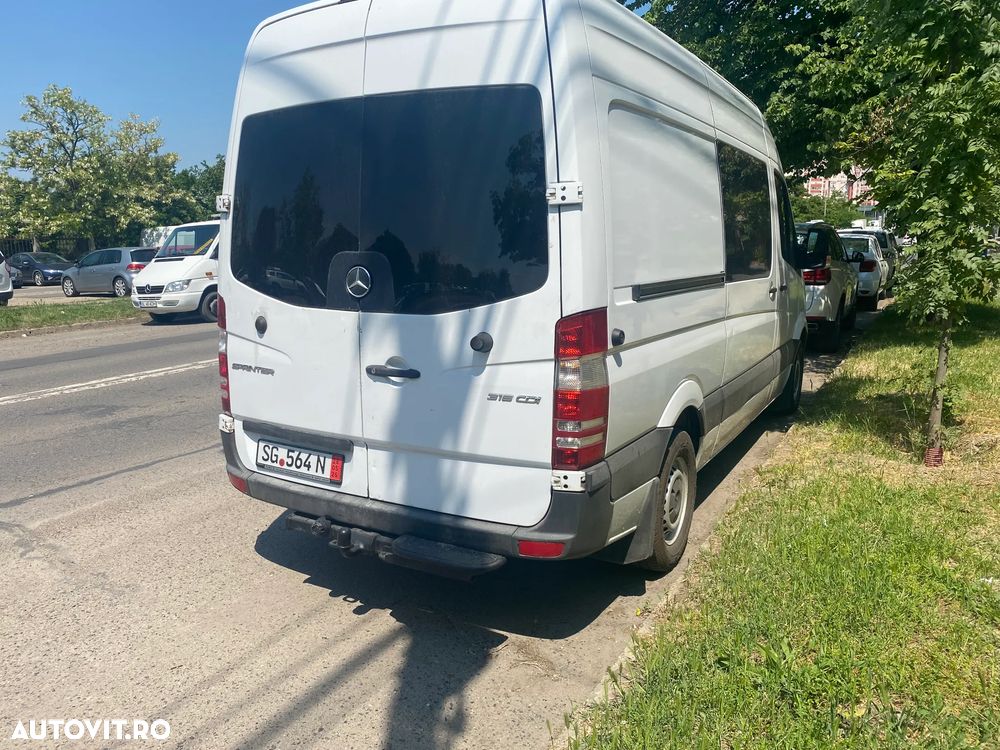 Mercedes-Benz Sprinter - 4