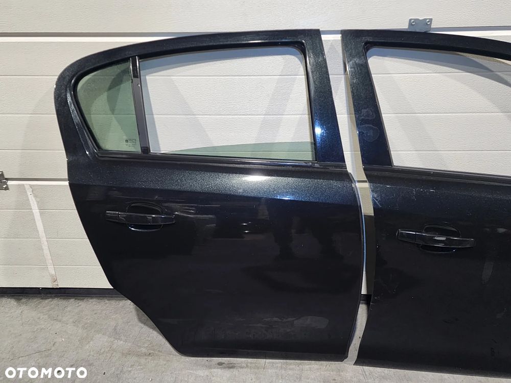 Opel Corsa D LIFT drzwi przód / tył - 3