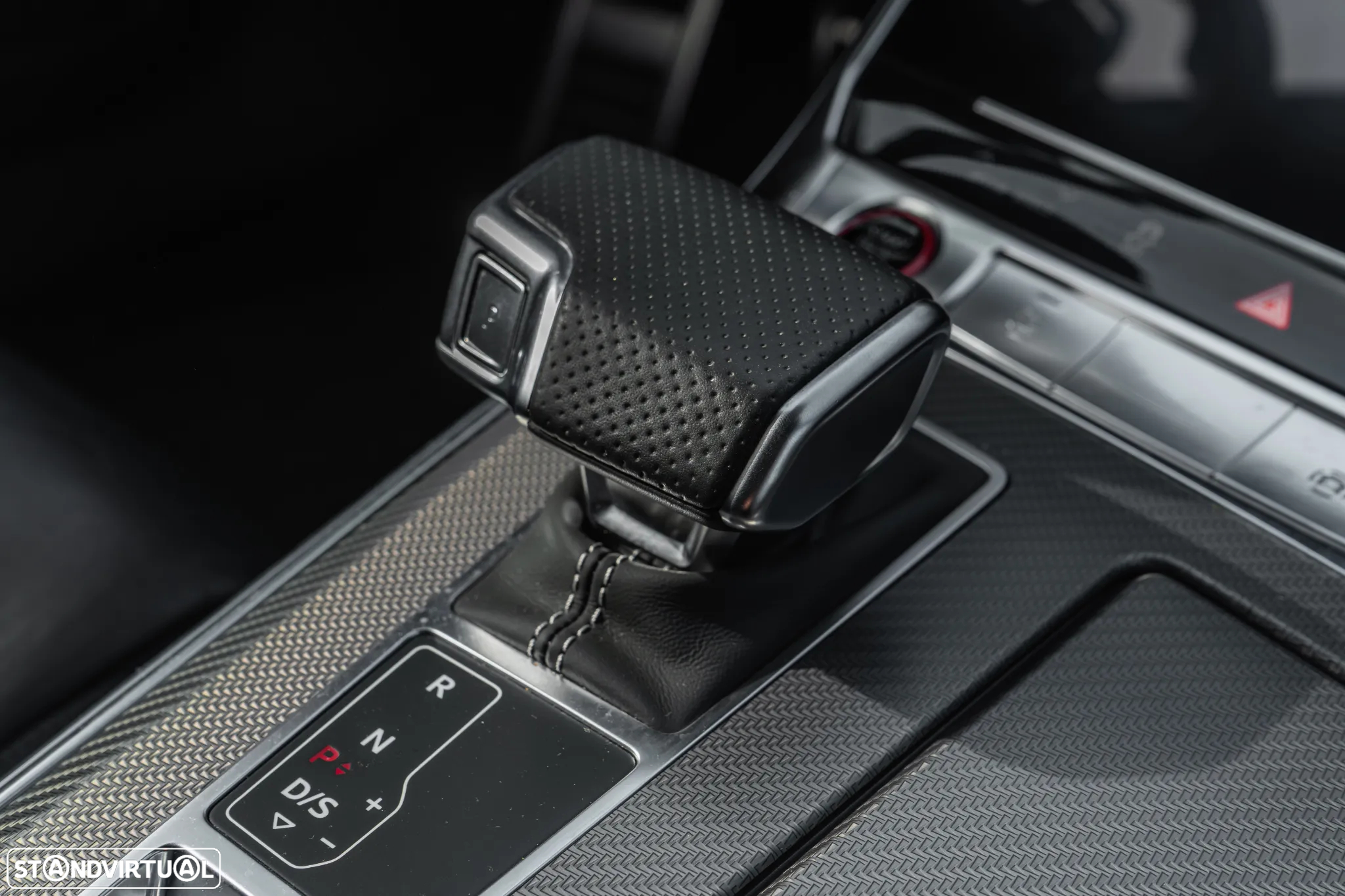 Audi RS6 Avant 4.0 TFSI quattro Tiptronic - 33