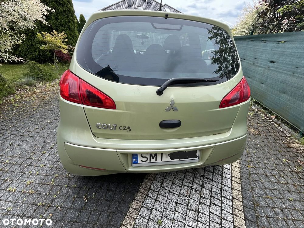 Mitsubishi Colt - 5