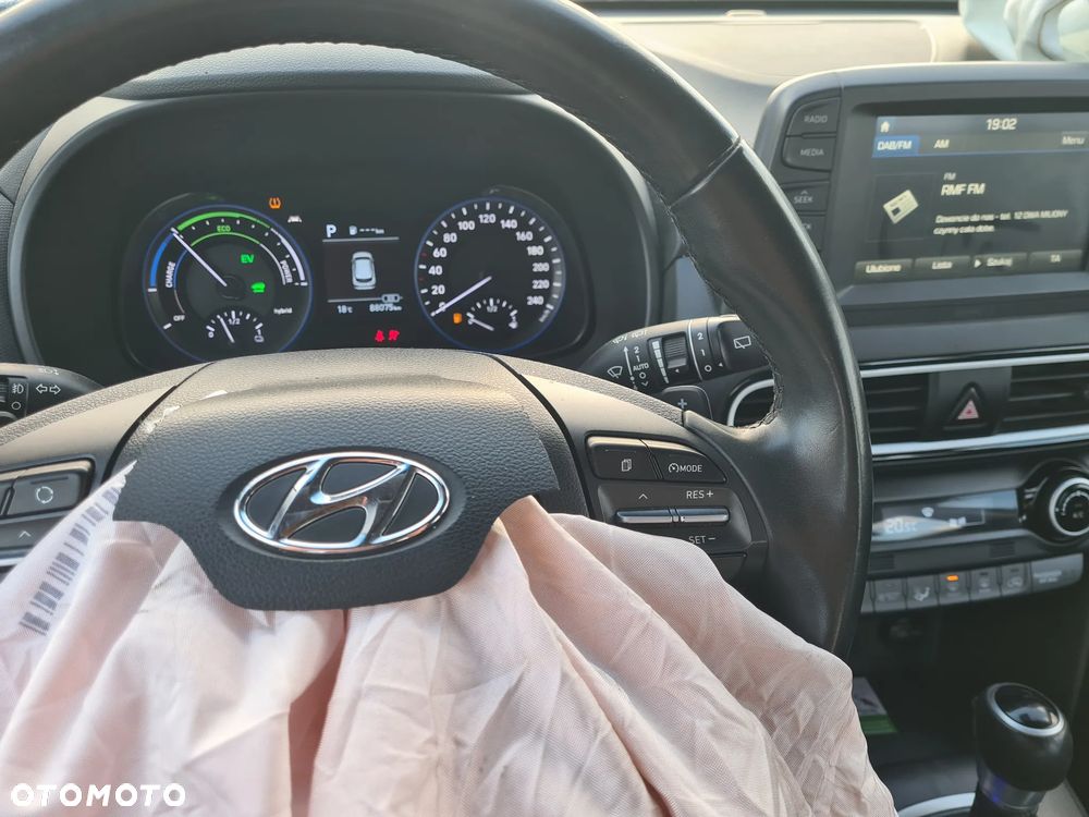 Hyundai Kona 1.6 GDI Hybrid Premium DCT - 32
