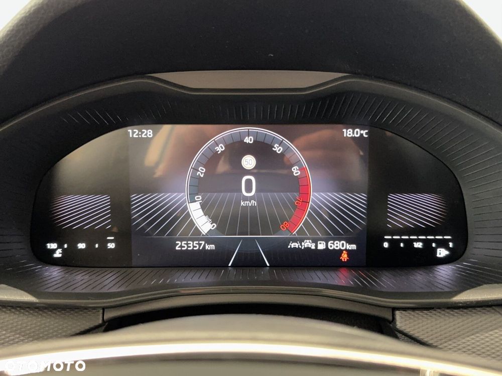 Skoda Kamiq 1.0 TSI Essence - 24