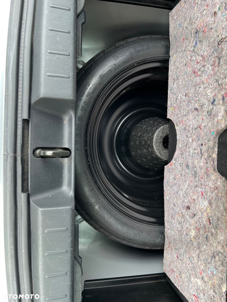 Toyota Yaris 1.0 Luna A/C - 13