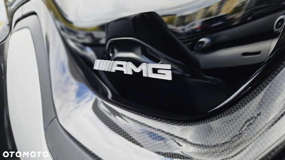 Mercedes-Benz AMG GT - 11