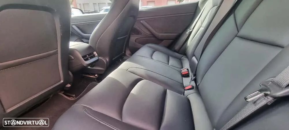 Tesla Model 3 Long-Range Dual Motor AWD - 12