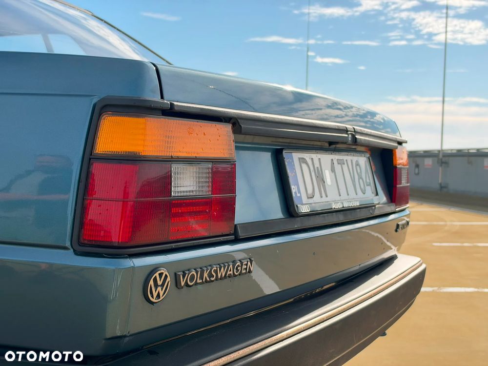 Volkswagen Jetta - 14