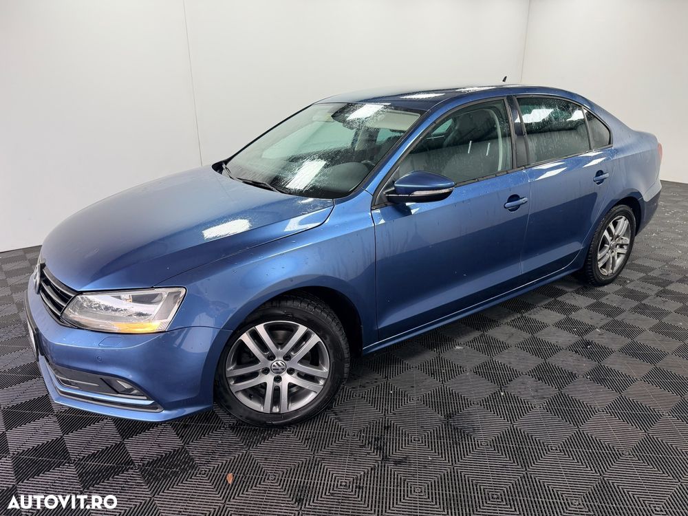Volkswagen Jetta 2.0 TDI DSG Comfortline - 27