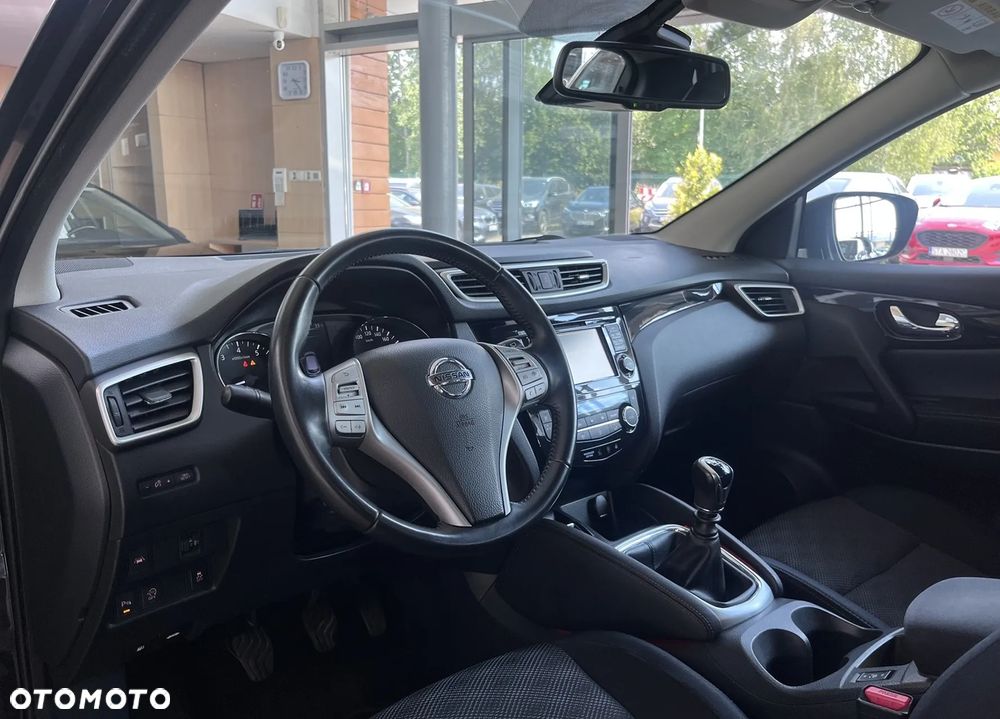 Nissan Qashqai 1.2 DIG-T N-Connecta EU6 - 10