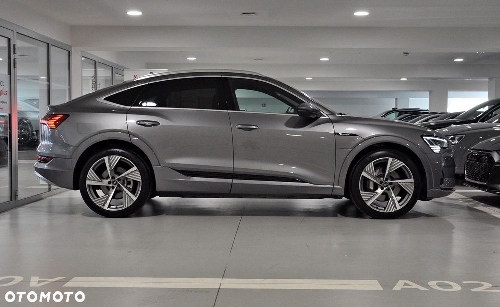 Audi e-tron 55 Quattro Advanced - 4