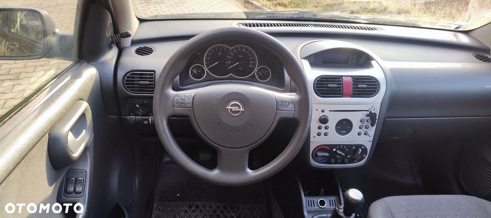 Opel Corsa - 8