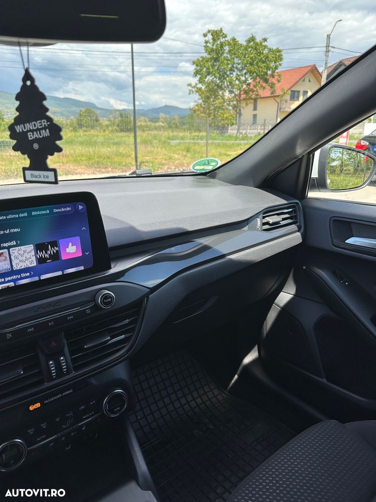 Ford Focus 2.0 EcoBlue ST-Line - 23