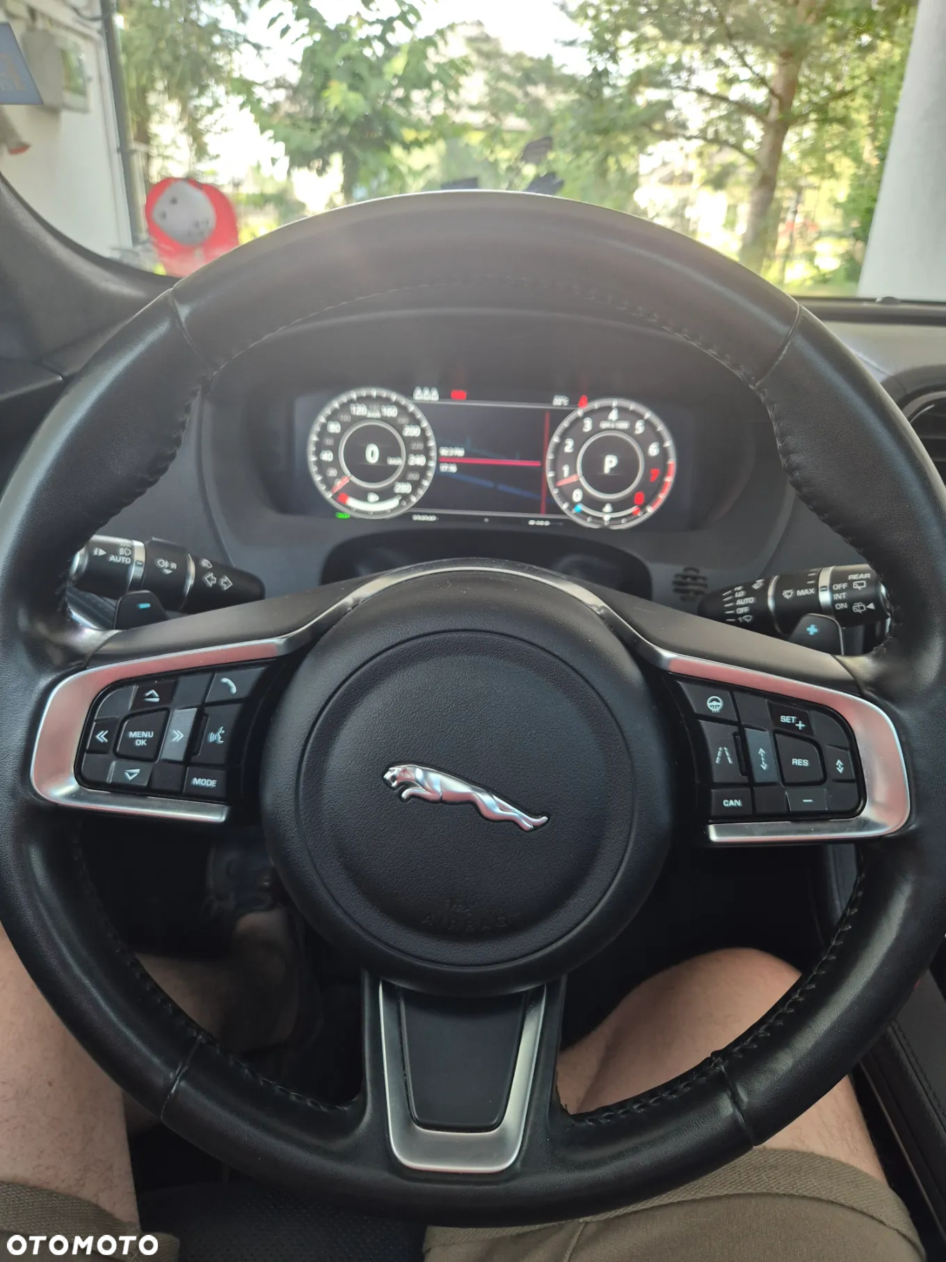 Jaguar F-Pace 25t AWD Prestige - 15