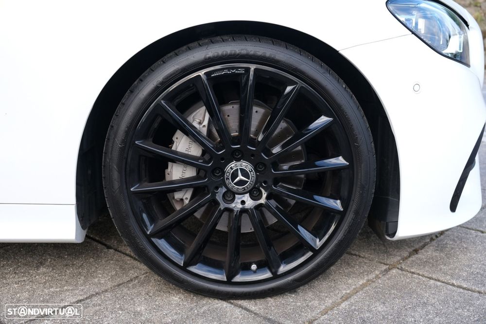 Mercedes-Benz E 220 d AMG Line - 51