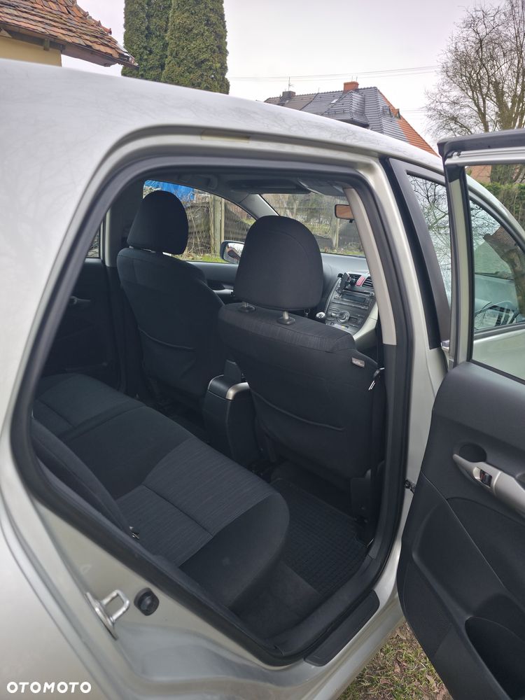 Toyota Auris 1.4 D-4D Premium - 17